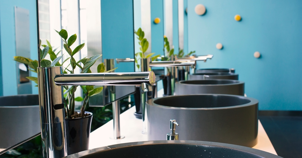 bathroom cleaned for a restaurant in Surrey